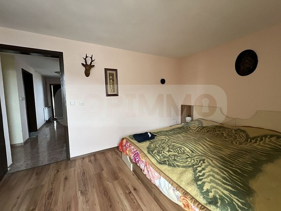 Продава се Къща в с. Близнаци, Област Варна - 600 кв.м за 659 €/кв.м - Снимка #10