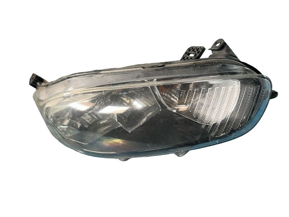 Far Dreapta Ford Fiesta Saloon 2010 - >