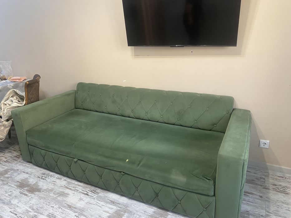 Продам диван в хорошем состоянии