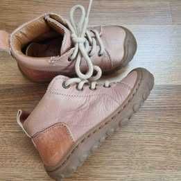 ghetute piele bebe marimea 21
