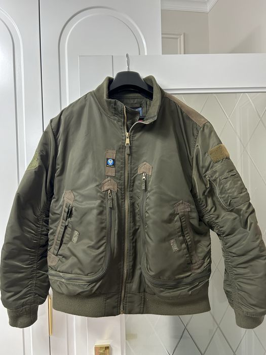 Мужская куртка-бомбер