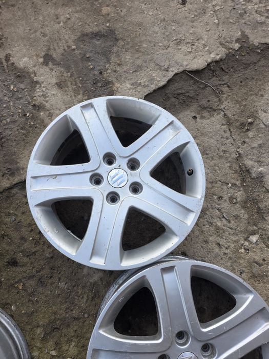 Четири броя джанти за Grand Vitara 2008 година