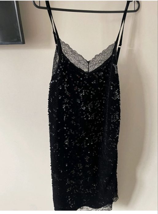 Рокля Guess, размер М