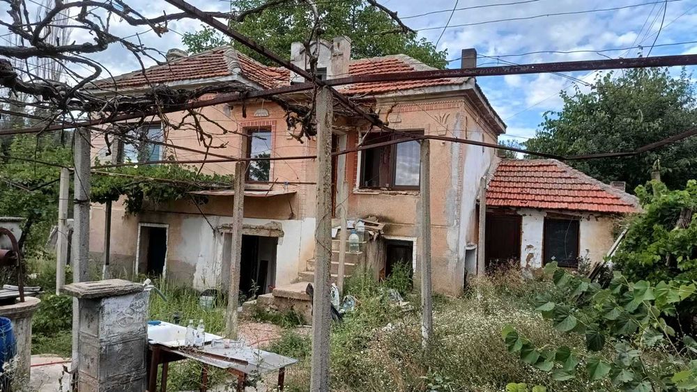 Продавам къща в сърцето на Сърнена средна гора