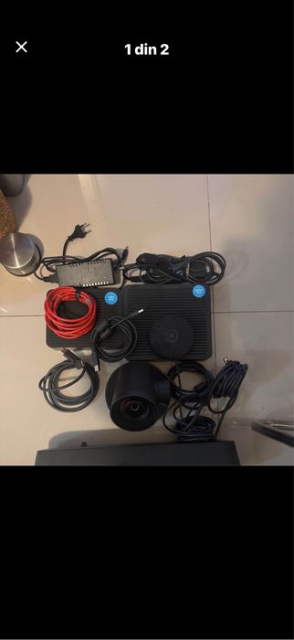 huburi cu toate cabluriile originale plus microfon crystal videochat