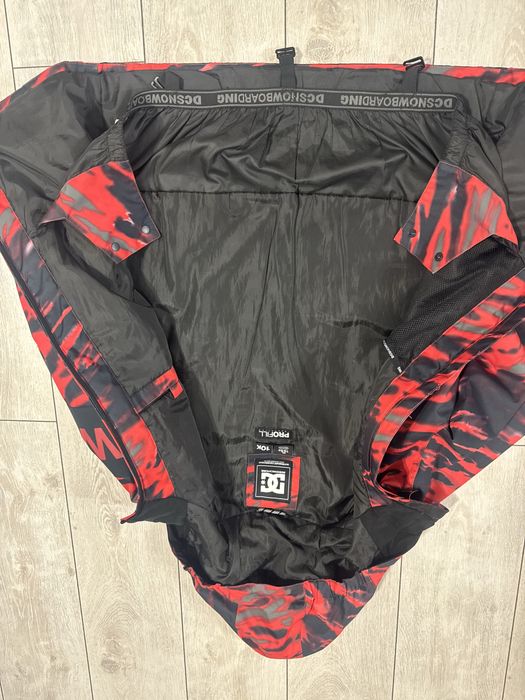 Комплект яке и панталон за ски и сноуборд!