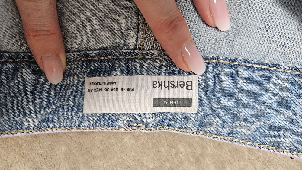 Blugi scurti berska