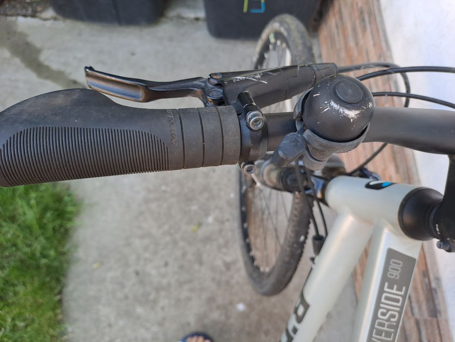 Vând bicicletă riverside 900