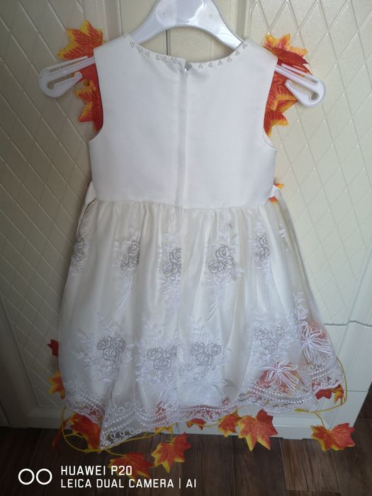 Продам платье на осенний бал