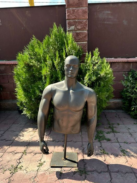Манекен мужской для одежды