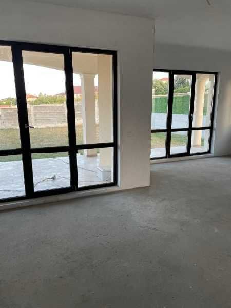 Продава се Къща в с. Белащица, Област Пловдив - 300 кв.м за 1300 €/кв.м - Снимка #3