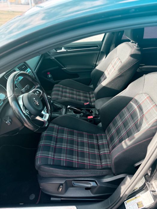 VW GOLF 7 GTI 2016