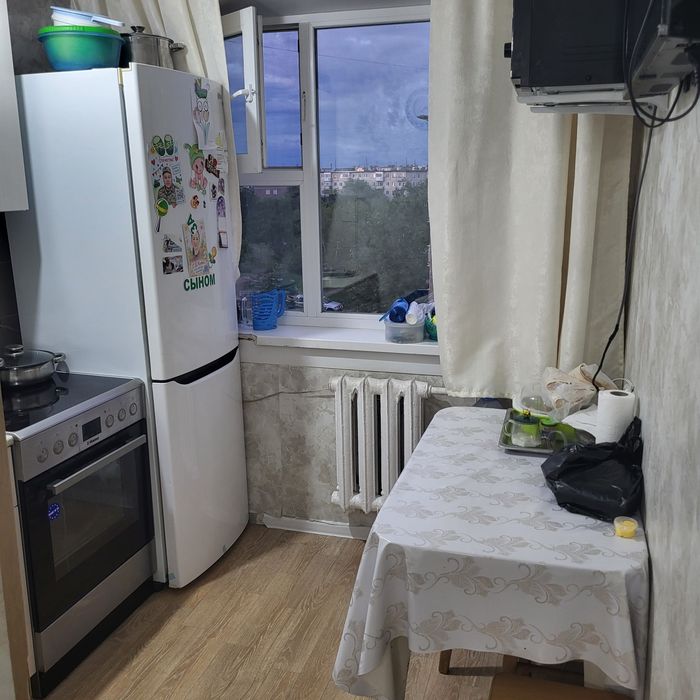 Продам квартиру 2 х комнатную по адресу 4 микрорайон 28 дом - Ansicht 3