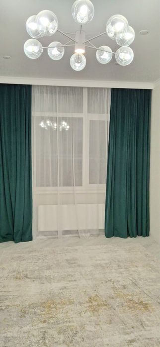 Шторы плотный велюр.