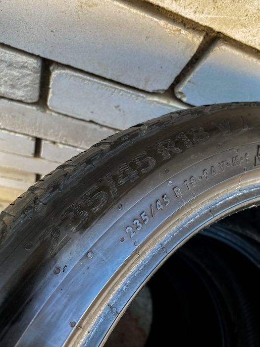 Покрышки Continental 235/45 R18 V