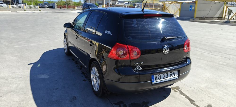 Golf 5 1.6 benzina