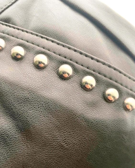 Нови кожени къси панталони размер S/XS