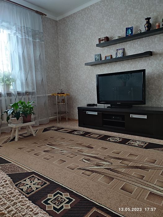 Отдельно стоящий дом в пригороде