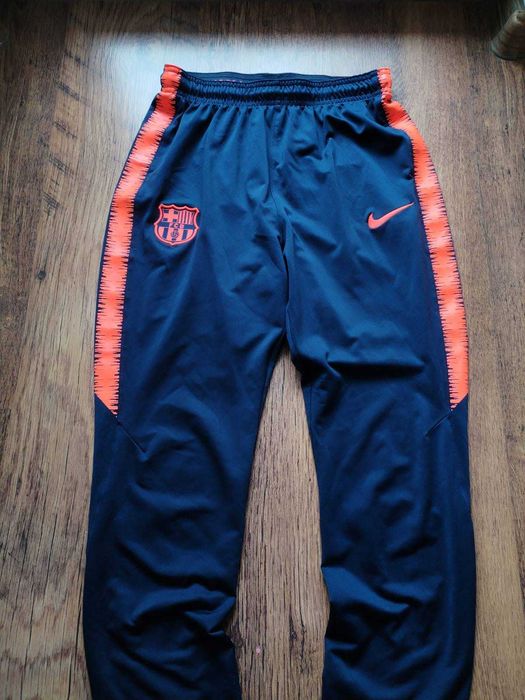 NIKE Barcelona Training - юношеско юутболно долнище 158-170см.
