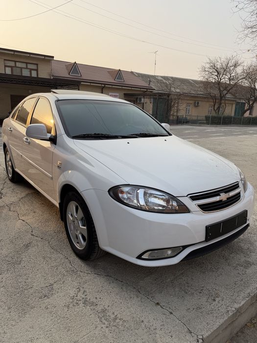 Chevrolet Jentra 3-P Style Metan Yumshoq balon