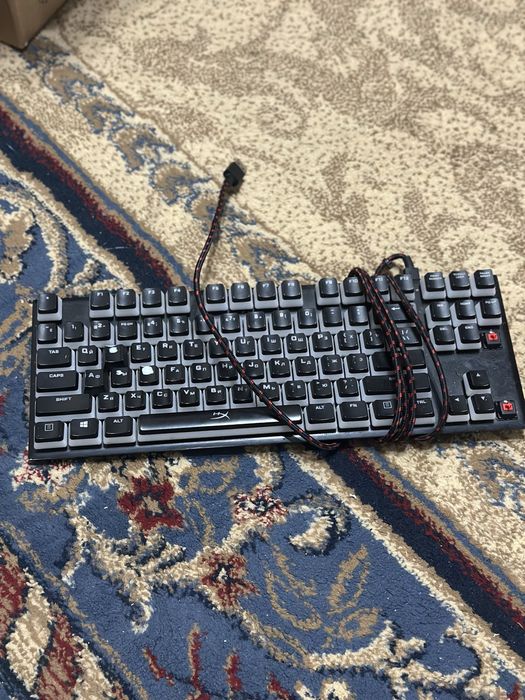 Клавиатура HyperX