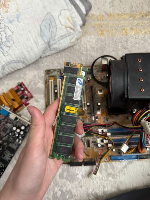 Комплектубщие для пк