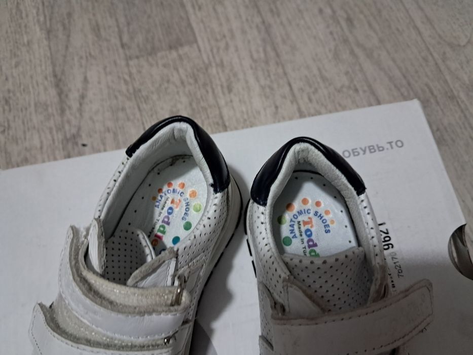 Обувь детский кросовки