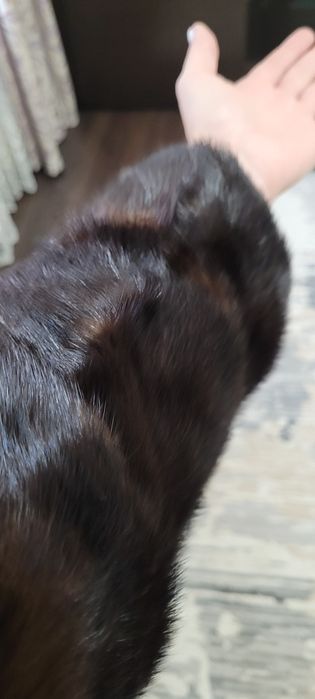 Продам норковую шубу