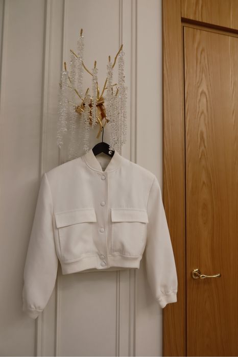 Бомбер Zara италия