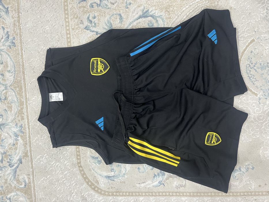 Футболный форма Арсенал