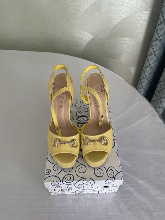 Продам каблук срочно