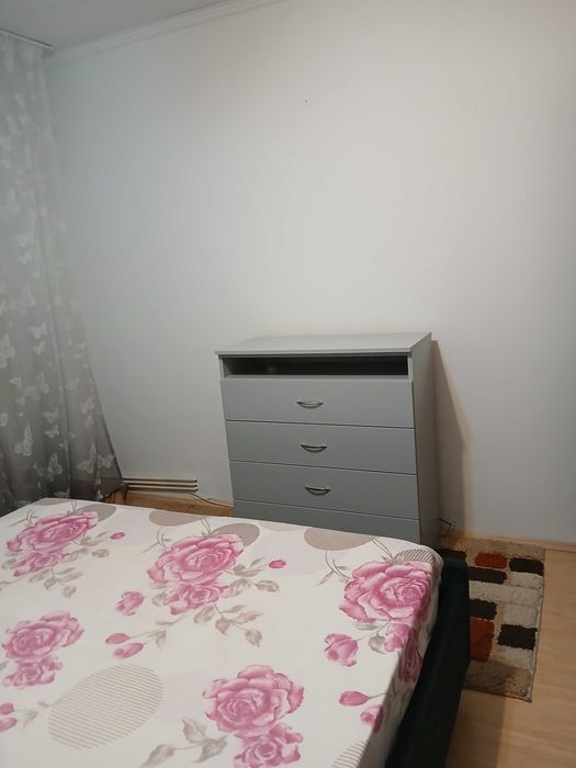 închiriez Apartament cu 2 camere în Iași