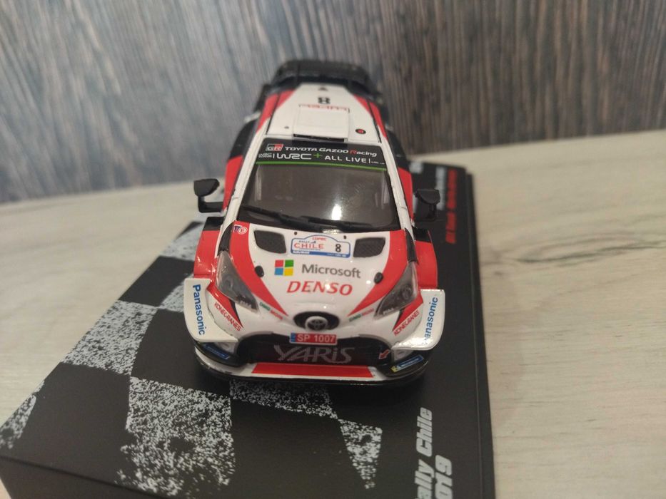 Метална количка Toyota Yaris WRC !!!
