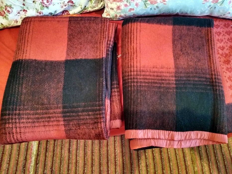 Cuvertura pat,pătură lana, lenjerie pat,plapuma confecționez,perne