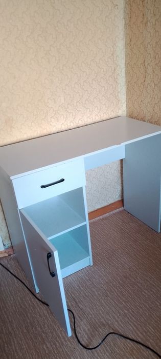 Стол парта продам