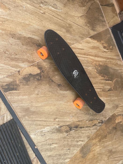 Penny Board No Fear – Skateboard copii / cruiser compact, roți portocalii