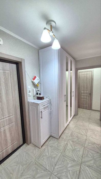 продам 2хкомнатную квартиру