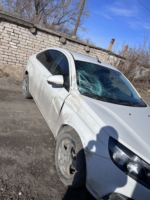 Продам Весту или обмен на газель или другой равноценый авто