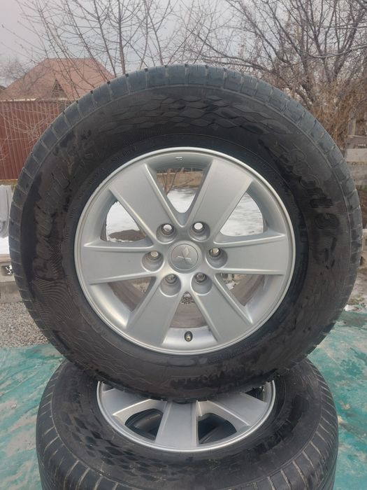 Шины с нисками 17 размер