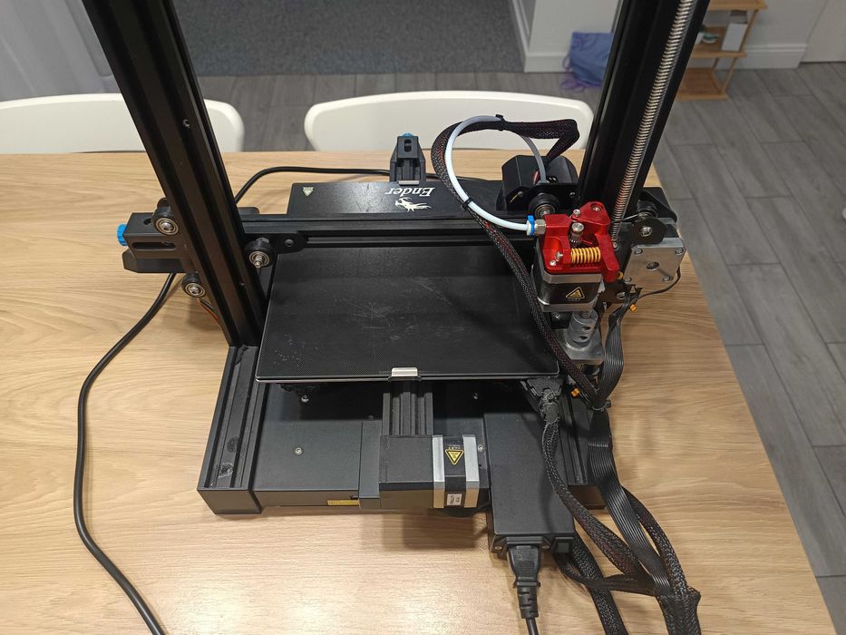 Imprimantă 3D Creality Ender 3-V2