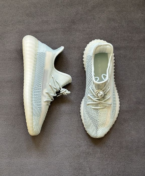 Adidas Yeezy Cloud White (CALITATE PREMIUM)