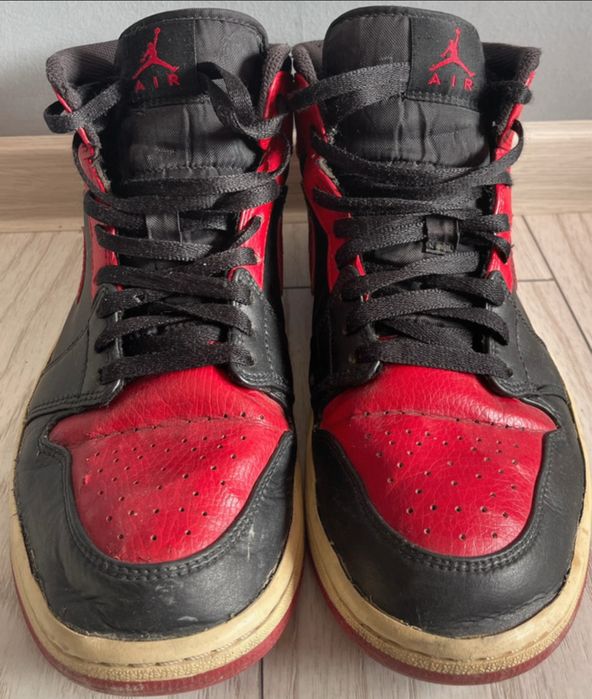 Jordan 1 Mid Bred Red/Black