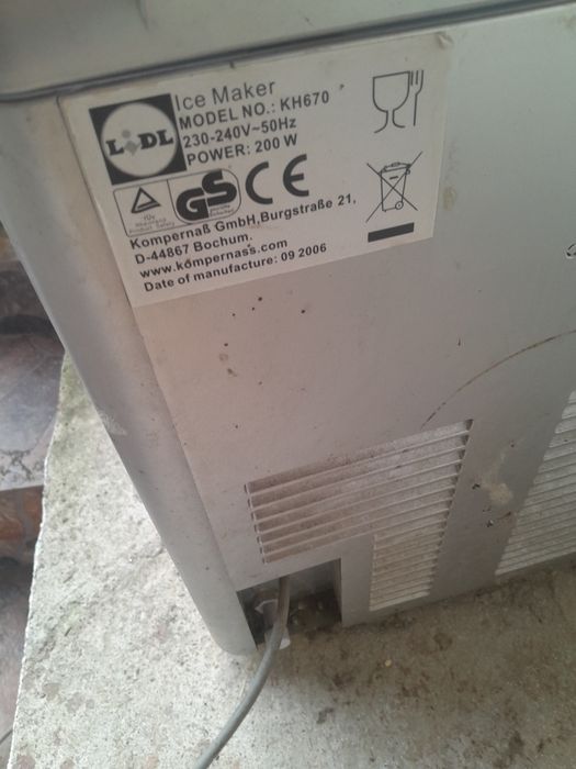 Aparat de făcut gheață