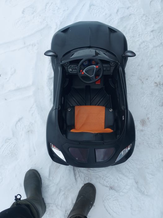 Детский электромобиль