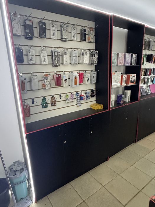 Витрина шкаф со стеклом