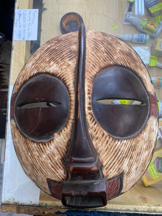 Племенна африканска маска от Конго