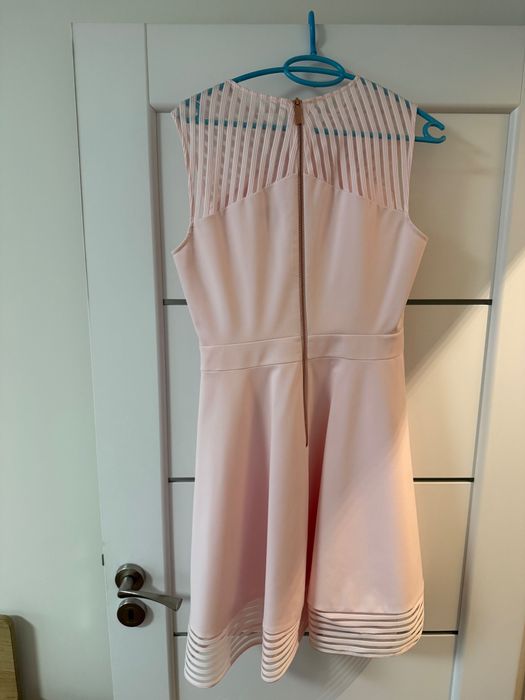 Елегантна рокля Ted Baker London