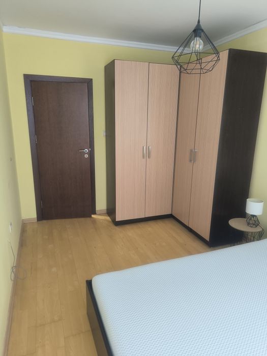 Двустаен апартамент в близост до Борисовата градинка и Младежки дом в