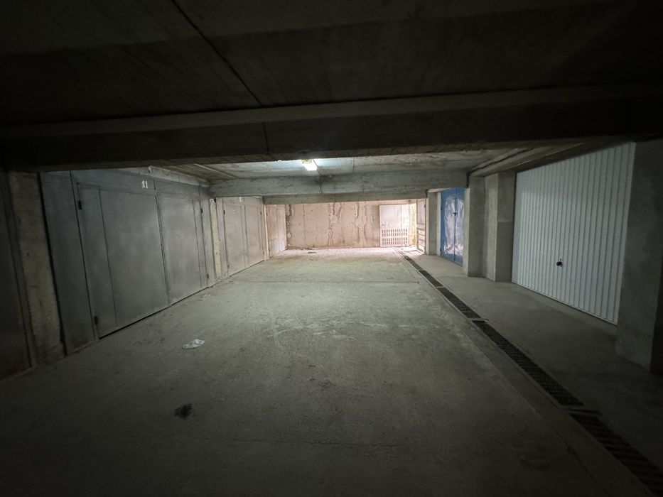 Продава се Гараж / Паркомясто в Казанлък - 22 кв.м за 1041 €/кв.м - Снимка #4