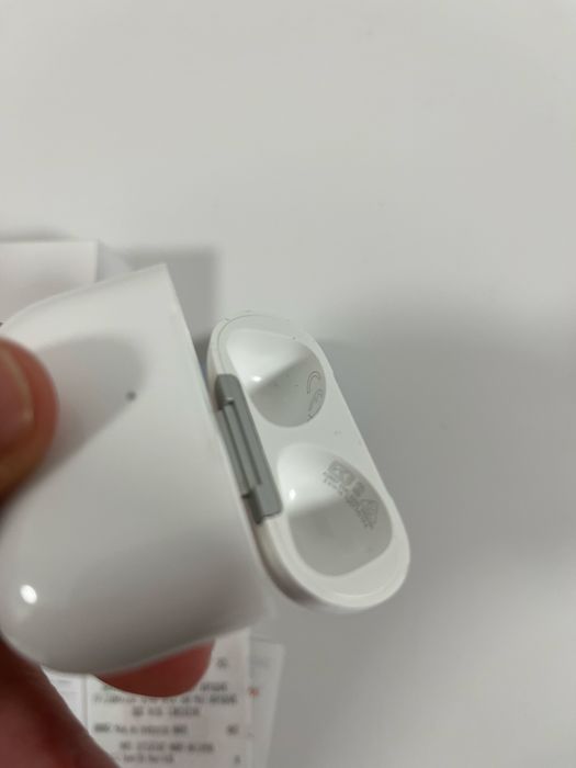 Оригинални AirPods 3 с Фактура от А1 и noise cancelling